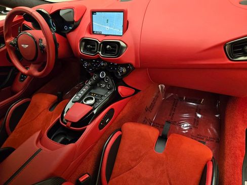 Used 2023 Aston Martin V12 Vantage image 22