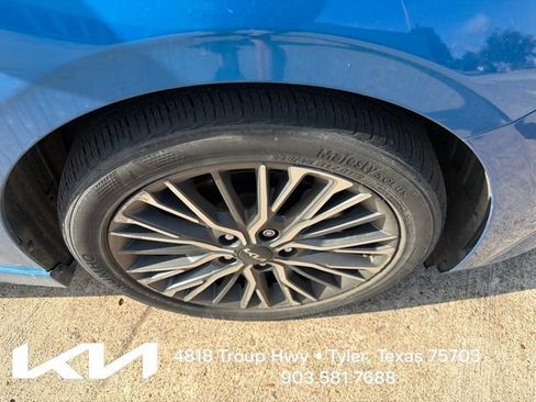 Certified 2024 Kia Forte GT-Line FWD image 14