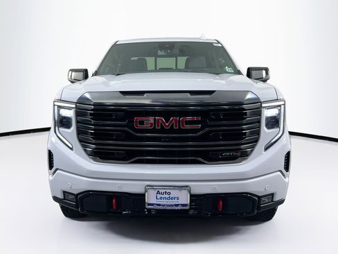 Used 2024 GMC Sierra 1500 AT4 w/ AT4 Preferred Package image 2