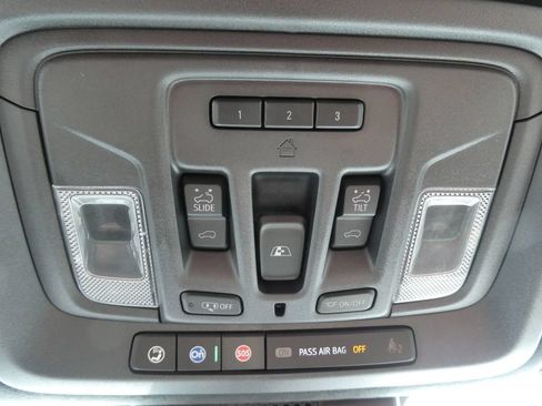 Certified 2025 GMC Sierra 2500 Denali Ultimate AWD/4WD image 33