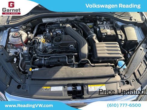 Certified 2023 Volkswagen Jetta SE FWD image 28
