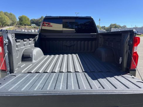 Used 2022 Chevrolet Silverado 1500 LT Trail Boss w/ Convenience Package II image 28