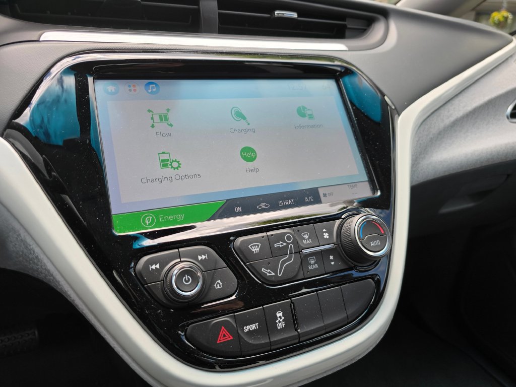 Used 2020 Chevrolet Bolt LT FWD image 30