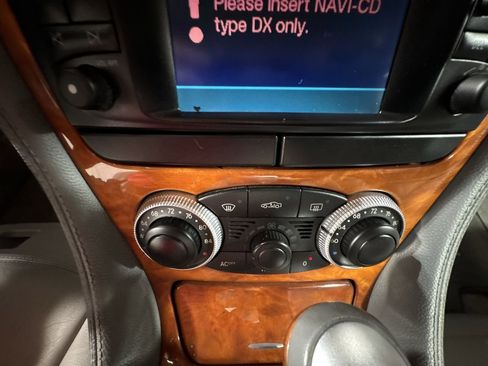 Used 2004 Mercedes-Benz SL 500 SL 500 image 25