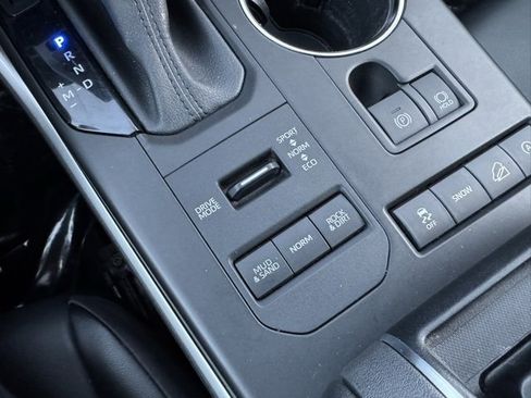 Certified 2022 Toyota Highlander XLE image 20