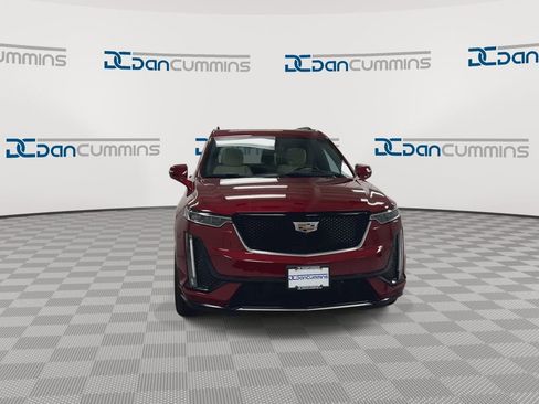 Used 2020 Cadillac XT6 Sport image 3