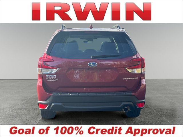 Used 2022 Subaru Forester Limited AWD/4WD image 1