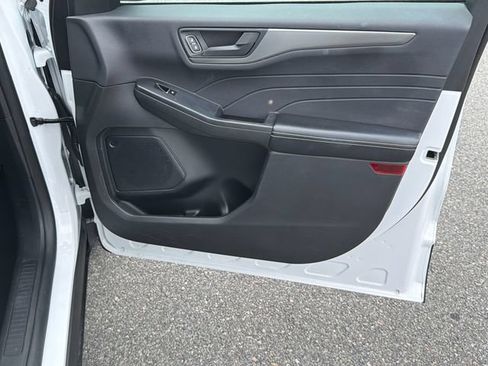 Used 2025 Ford Escape Active FWD image 14