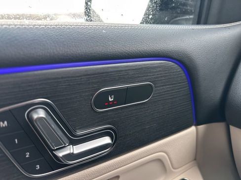 Used 2023 Mercedes-Benz GLB 250 4MATIC image 13