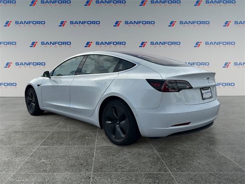 Used 2018 Tesla Model 3 Long Range image 3