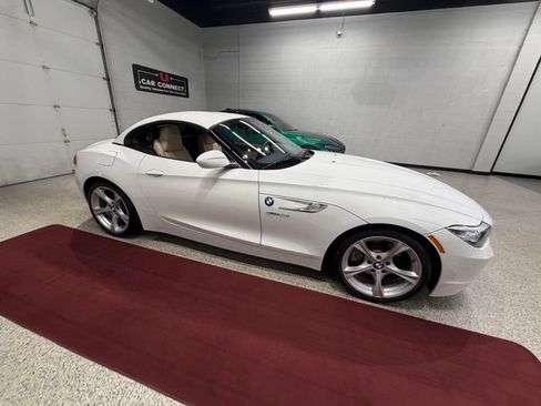 Used 2016 BMW Z4 sDrive28i RWD image 57