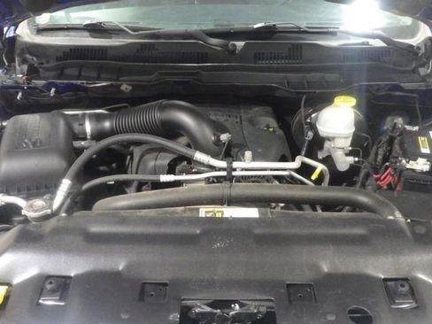 Used 2017 RAM 1500 Laramie w/ Convenience Group image 10