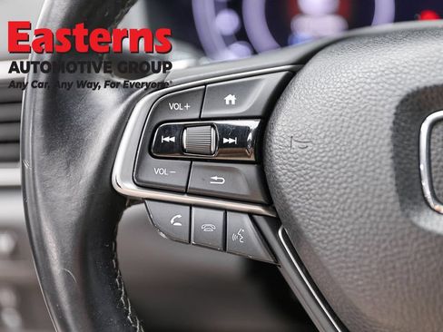 Used 2018 Honda Accord Sport image 14