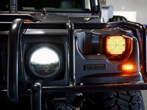 Used 2003 HUMMER H1 4-Door Wagon AWD/4WD image 92