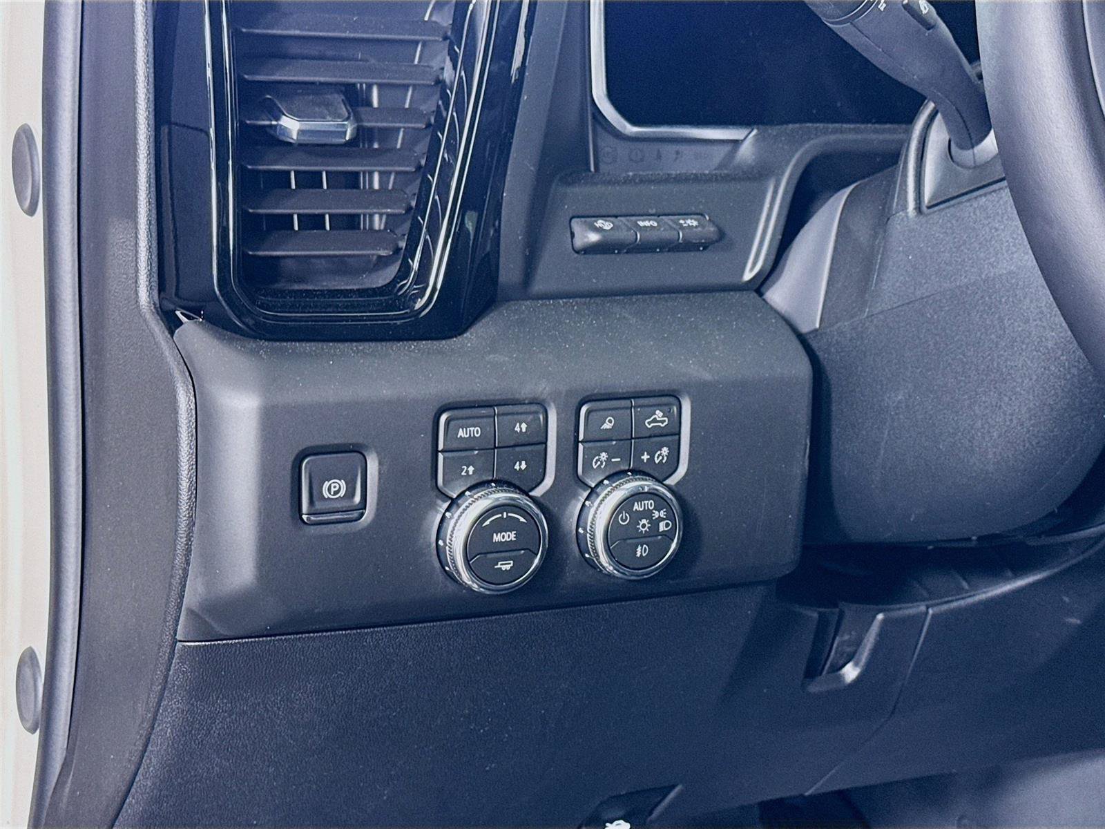 New 2026 GMC Sierra 2500 AT4X AWD/4WD image 4