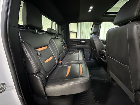 Used 2024 GMC Sierra 2500 AT4 w/ AT4 Premium Plus Package AWD/4WD image 24