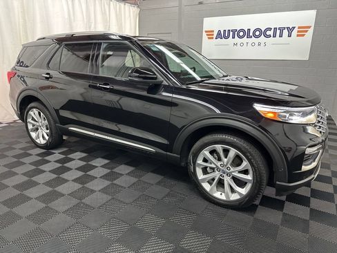 Used 2024 Ford Explorer Platinum w/ Technology Package AWD/4WD image 4