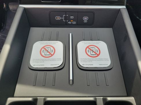 New 2026 Hyundai Santa Fe SE image 32