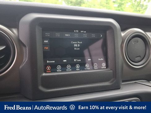 Used 2022 Jeep Wrangler Unlimited Sport AWD/4WD image 28