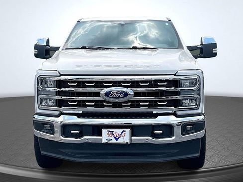 Used 2024 Ford F250 Lariat w/ Lariat Ultimate Package AWD/4WD image 2
