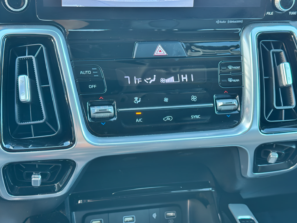 Used 2022 Kia Sorento SX AWD/4WD image 18