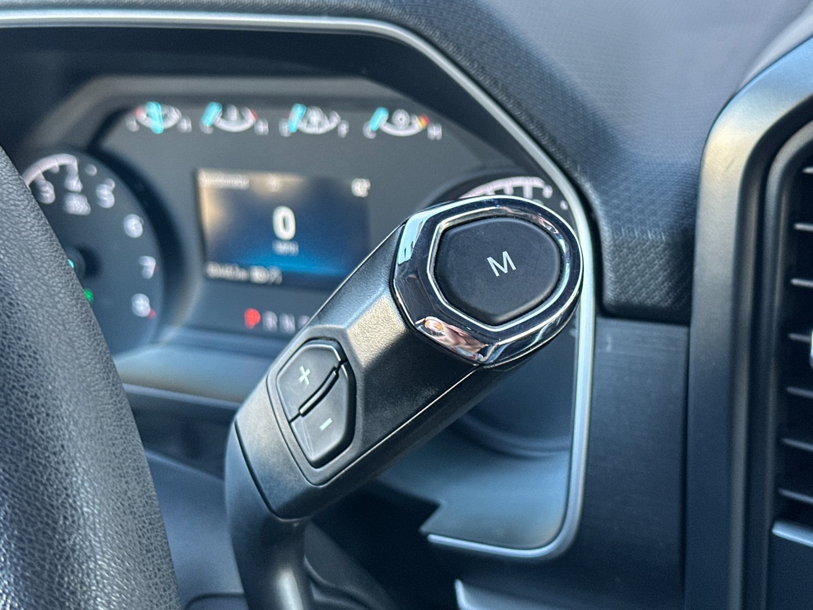 Certified 2022 Ford F150 2WD Regular Cab image 22