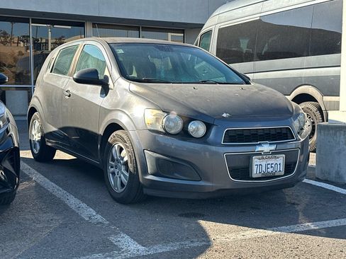 Used 2013 Chevrolet Sonic LT FWD image 2