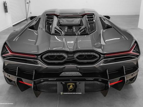 Used 2026 Lamborghini Revuelto AWD/4WD image 17