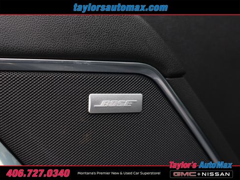 Used 2024 GMC Sierra 3500 SLT w/ SLT Convenience Package image 35