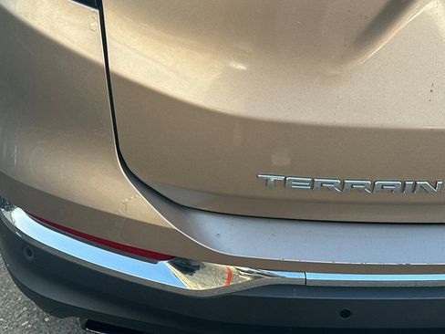 Used 2018 GMC Terrain SLT w/ Preferred Package image 6