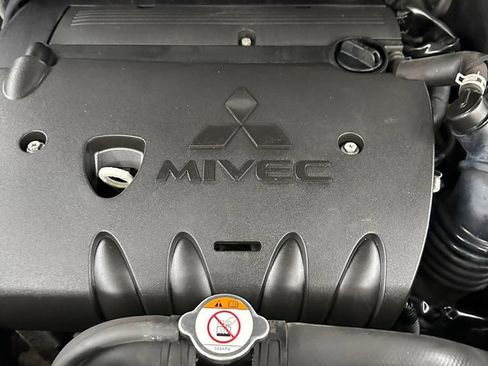 Used 2016 Mitsubishi Outlander Sport ES FWD image 7