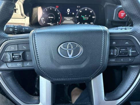 Used 2025 Toyota 4Runner TRD Off-Road Premium w/ Tow Technology Package AWD/4WD image 26