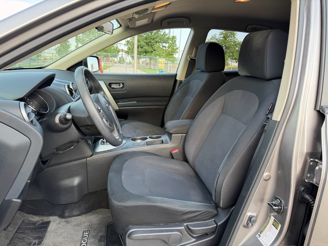 Used 2012 Nissan Rogue S w/ Special Edition Pkg AWD/4WD image 9