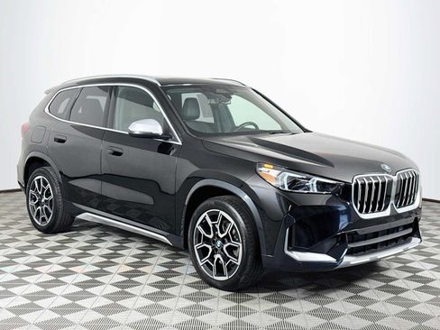 Used 2023 BMW X1 xDrive28i w/ Convenience Package AWD/4WD image 3