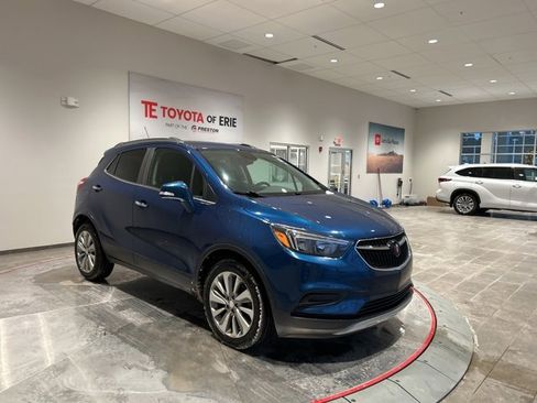 Used 2019 Buick Encore Preferred image 1