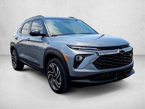 Certified 2026 Chevrolet TrailBlazer RS w/ Driver Confidence Package AWD/4WD image 2