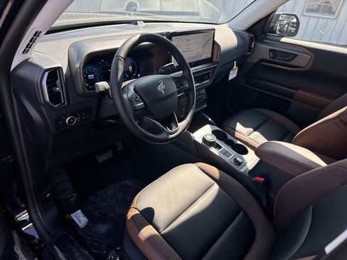New 2025 Ford Bronco Sport Outer Banks w/ Outer Banks Tech Package+ AWD/4WD image 9