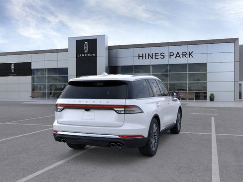 New 2026 Lincoln Aviator AWD image 8