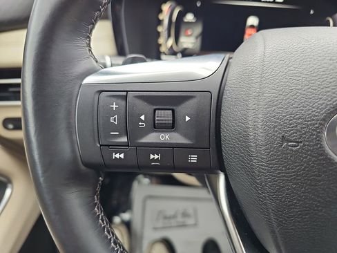 Used 2023 INFINITI QX60 Sensory w/ Cargo Package AWD/4WD image 23