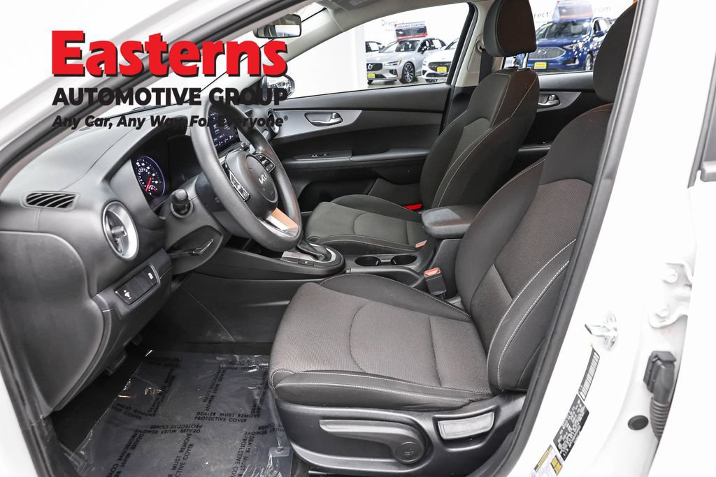 Used 2023 Kia Forte LXS FWD image 14