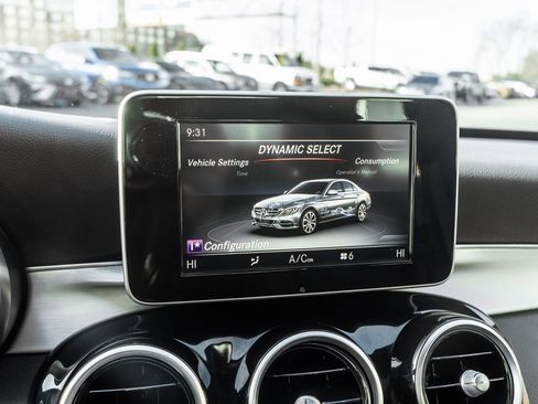 Used 2018 Mercedes-Benz C 300 4MATIC Sedan image 24