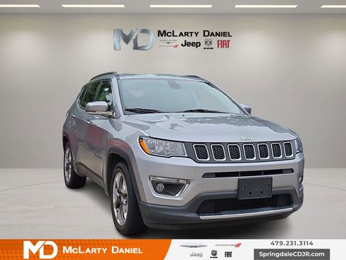 Used 2020 Jeep Compass Limited FWD image 1