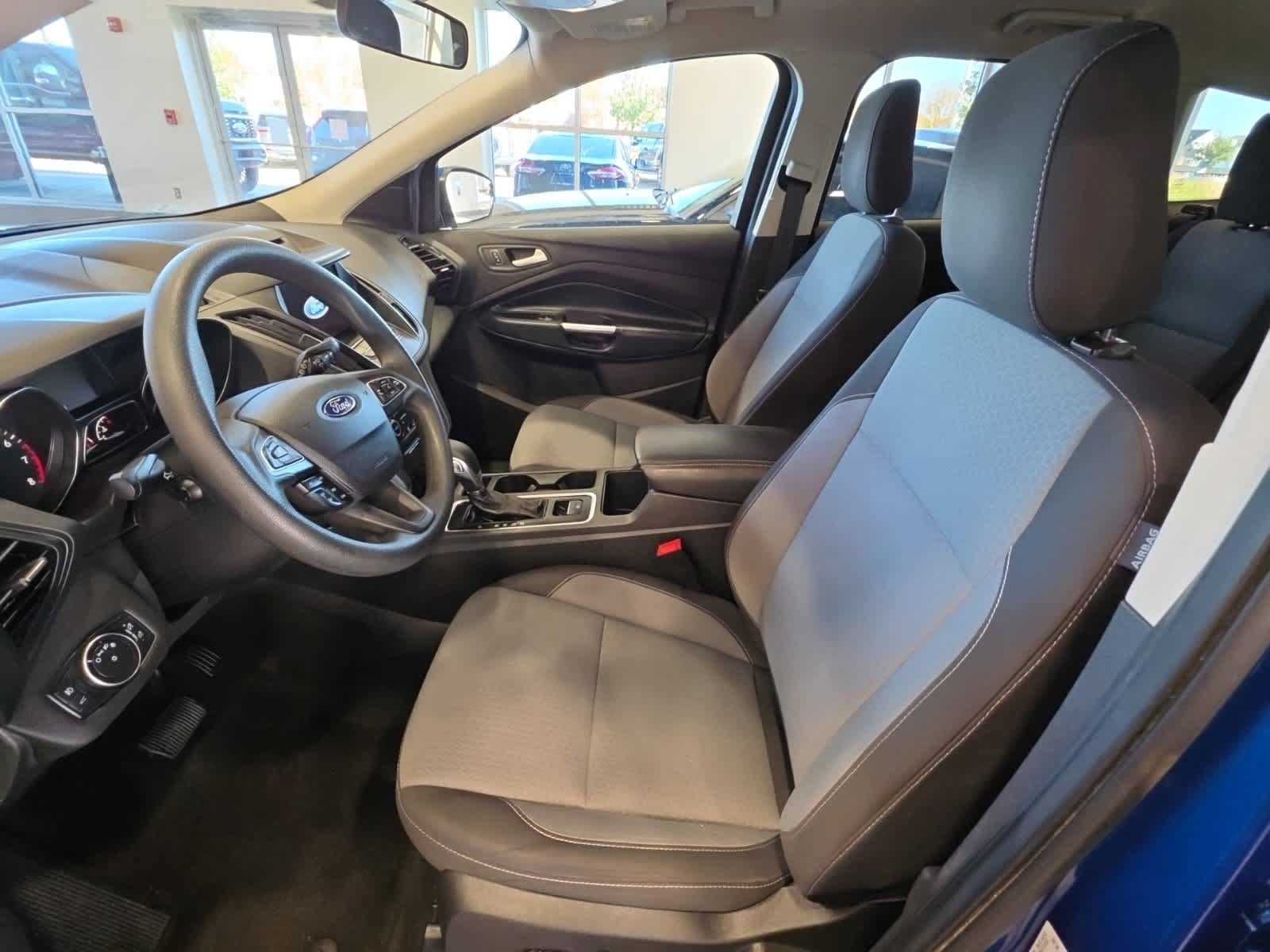 Used 2018 Ford Escape SE w/ SE Sync 3 Package FWD image 14