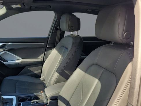 Used 2022 Audi Q3 2.0T Premium image 9