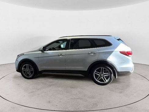 Used 2017 Hyundai Santa Fe Limited AWD/4WD image 3