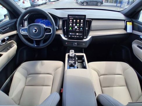 New 2026 Volvo XC90 B6 Plus w/ Protection Package Premier AWD/4WD image 11