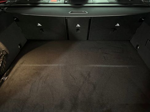 New 2025 Mercedes-Benz GLC 63 AMG S image 8