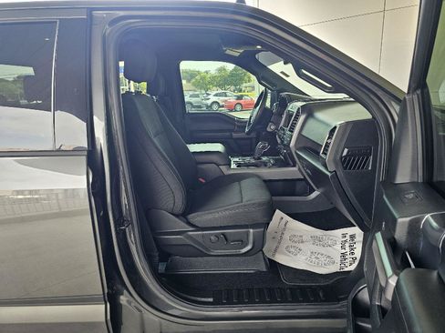 Used 2019 Ford F150 XLT w/ Equipment Group 302A Luxury AWD/4WD image 12