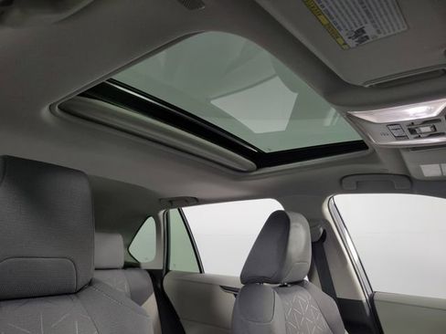 Used 2023 Toyota RAV4 XLE w/ Convenience Package FWD image 18