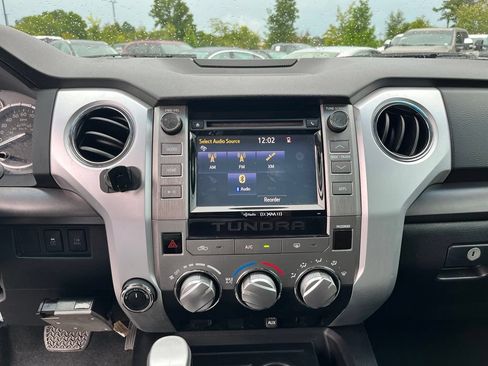 Used 2015 Toyota Tundra SR5 w/ TRD Off Road Package AWD/4WD image 18